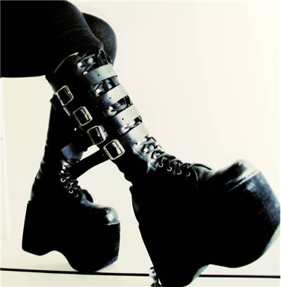 Shoes of Girl Finder Fashion